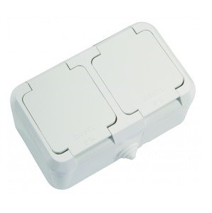 Pistikupesa 2-ne IP44 valge